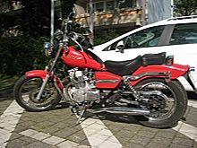 Motorrad von links
